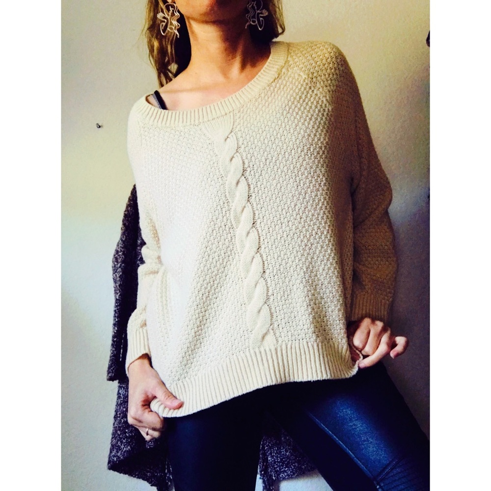 Nice knit sweater size Xl.